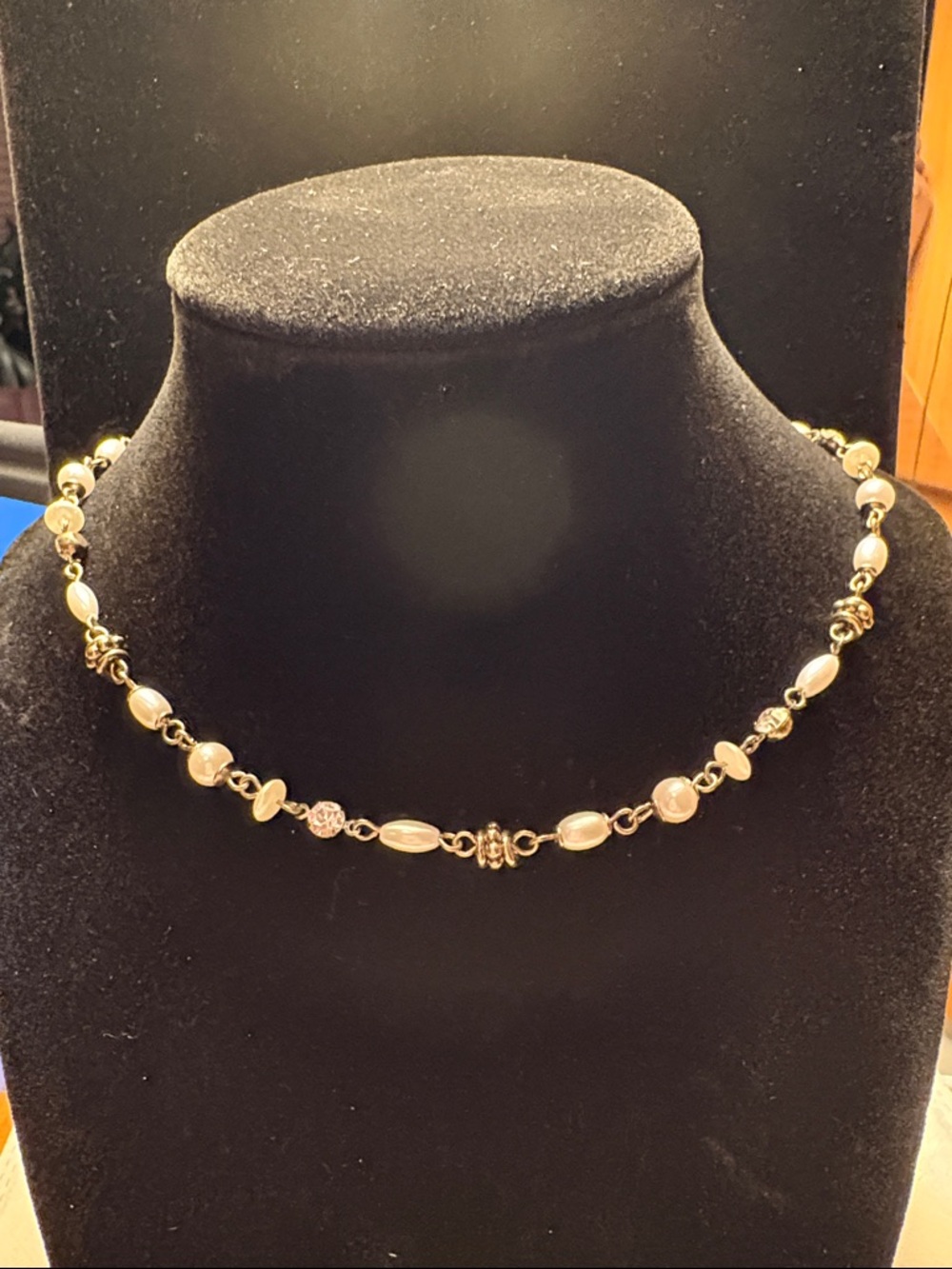 Gold-Tone Pearl and Rhinestone Link Necklace 16 inch with 3 inch extender.